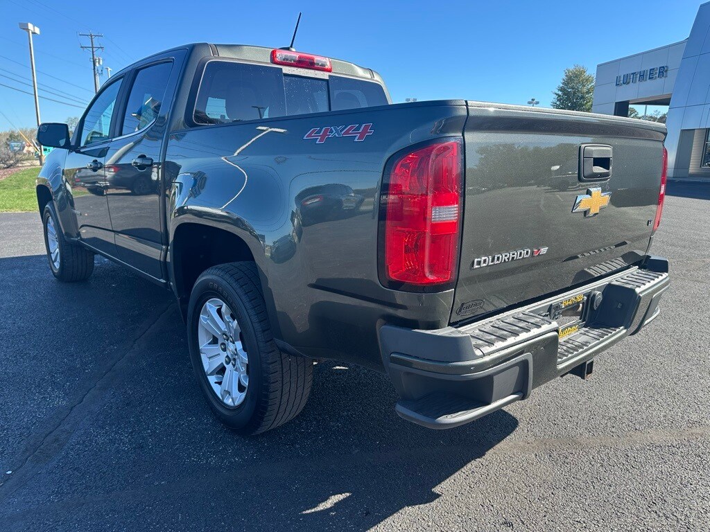 2018 Chevrolet Colorado LT photo 3