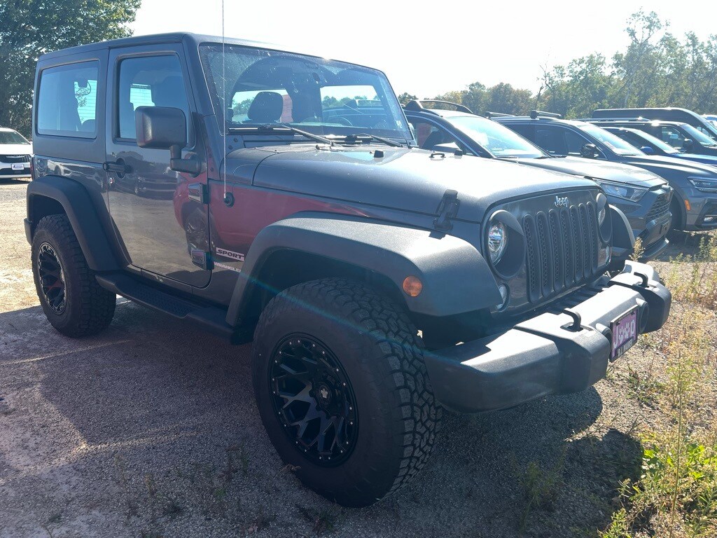 2018 Jeep Wrangler Sport S photo 2