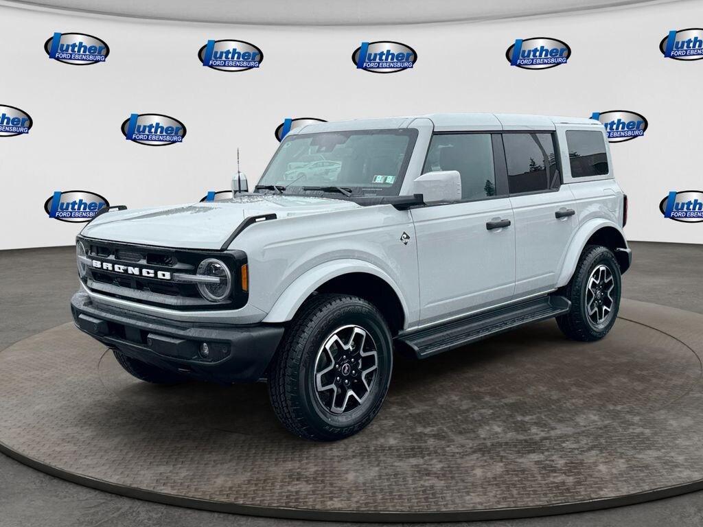 New 2026 Ford Bronco Outer Banks SUV
