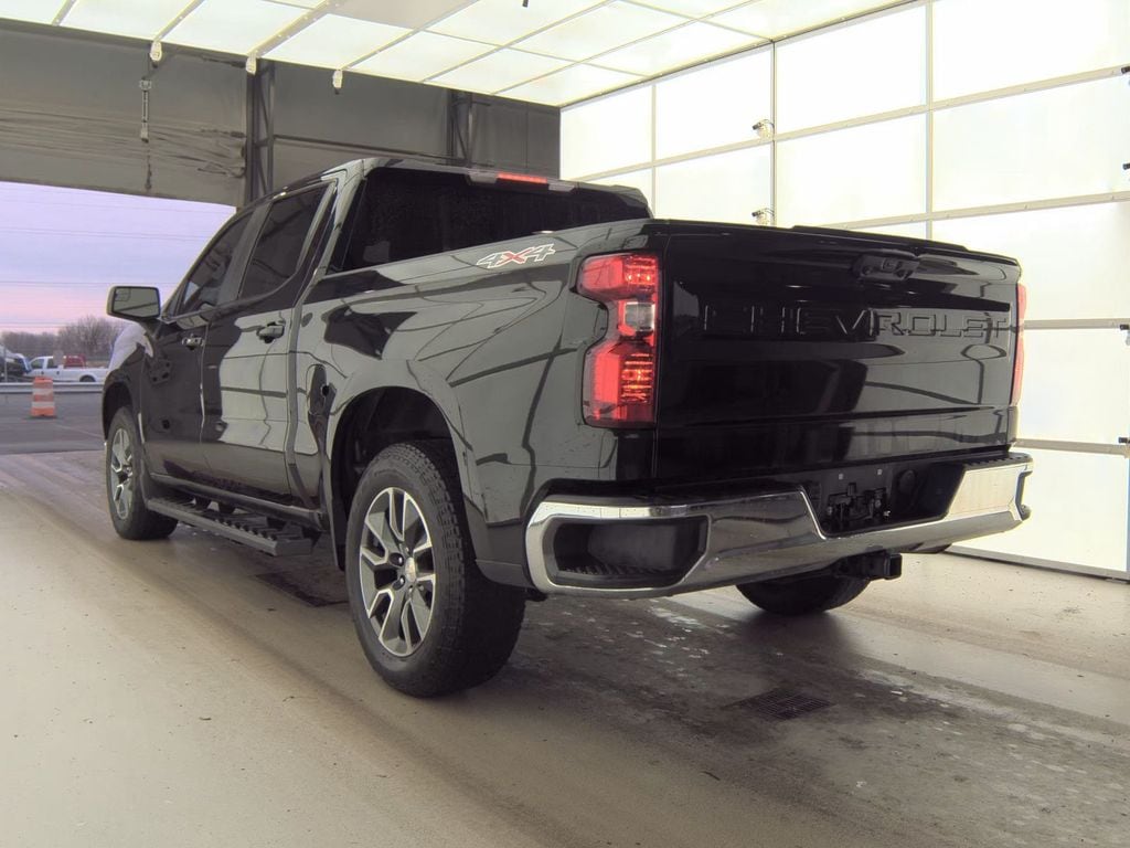 Used 2022 Chevrolet Silverado 1500 LT Truck Crew Cab