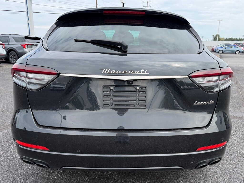 2022 Maserati Levante GT photo 4
