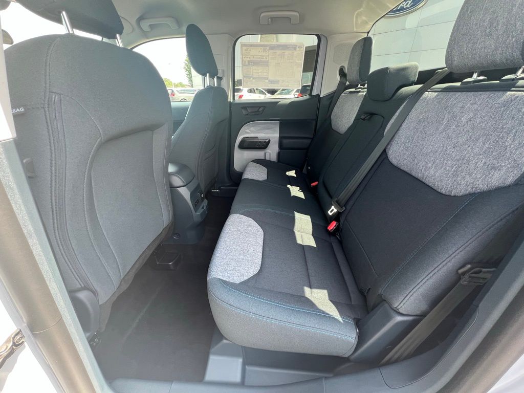 2025 Ford Maverick XLT - Photo 14