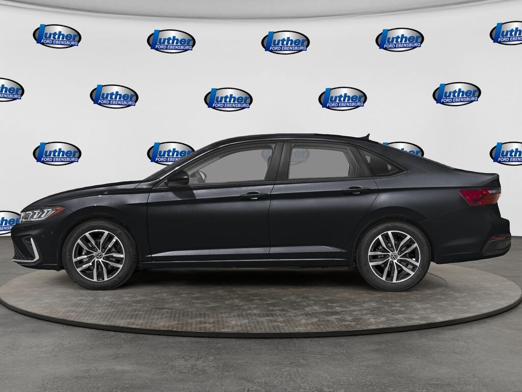 Used 2025 Volkswagen Jetta 1.5T SE Sedan