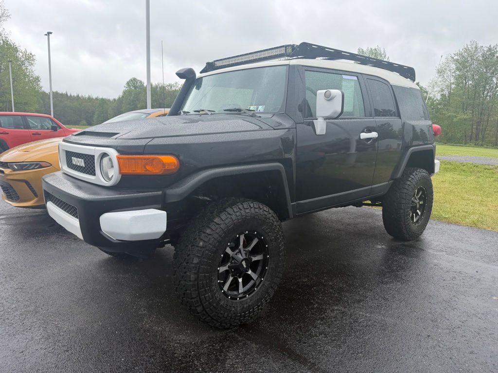 2010 Toyota FJ Cruiser 4x4 AT's photo