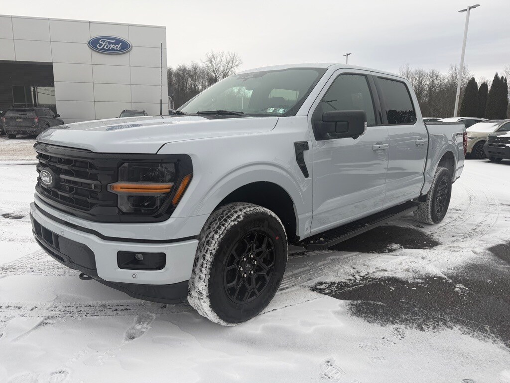 New 2025 Ford F-150 XLT Truck SuperCrew Cab