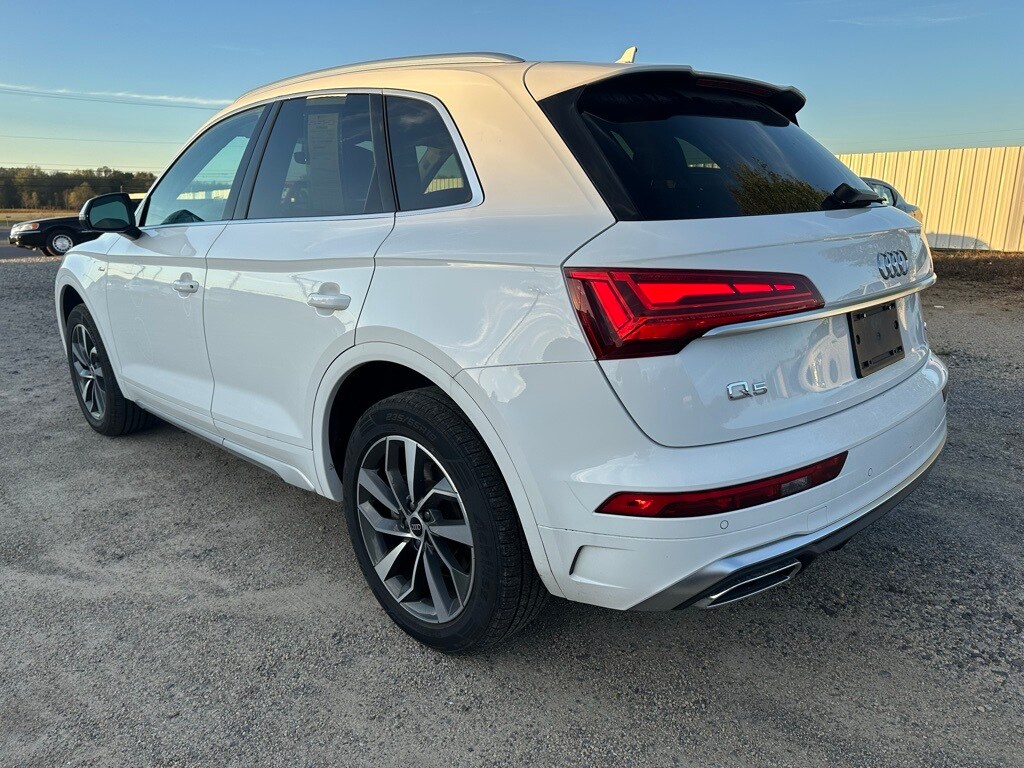 2023 Audi Q5 45 S line Premium photo 3