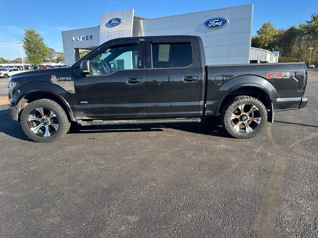 2015 Ford F-150 XLT photo 2
