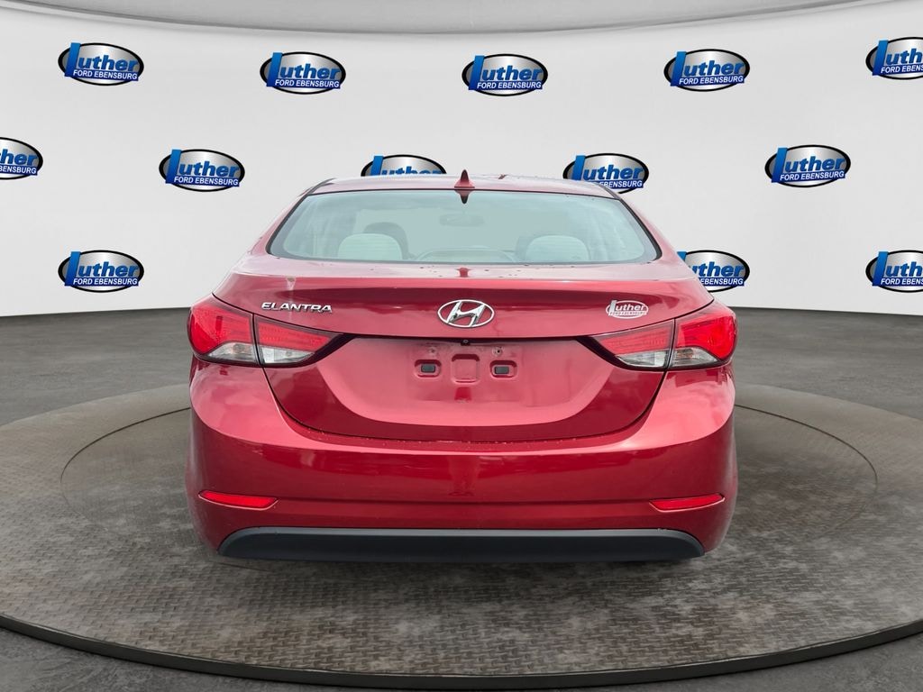 Used 2015 Hyundai Elantra SE Sedan