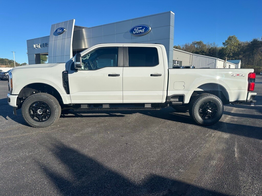 2026 Ford F-250 XL photo 2