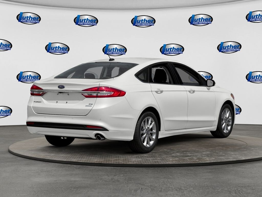 Used 2018 Ford Fusion SE Sedan