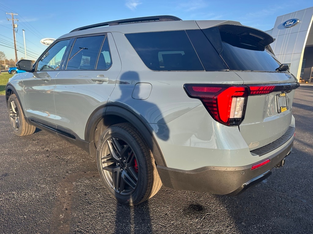 New 2026 Ford Explorer ST-Line SUV