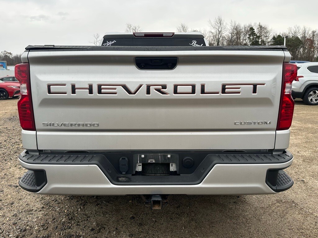 2022 Chevrolet Silverado 1500 Custom photo 4