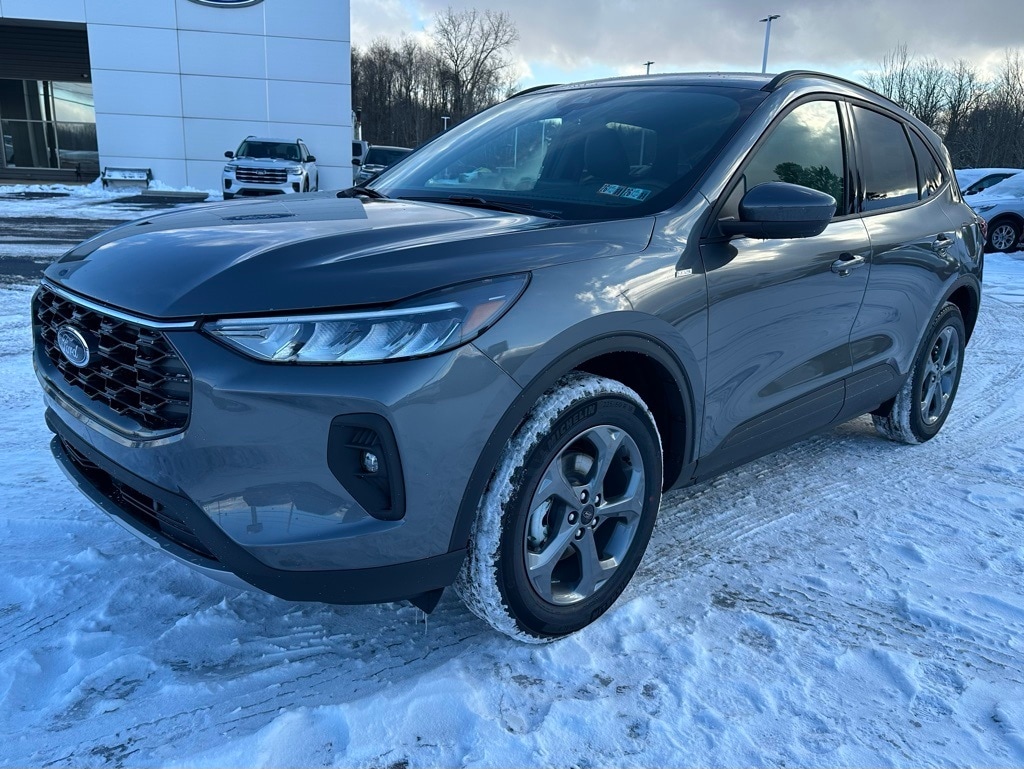 2026 Ford Escape ST-Line Select's photo