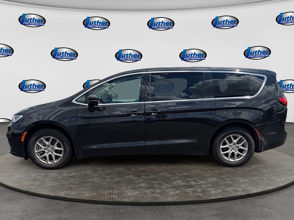 Used 2024 Chrysler Pacifica Touring L Van Passenger Van