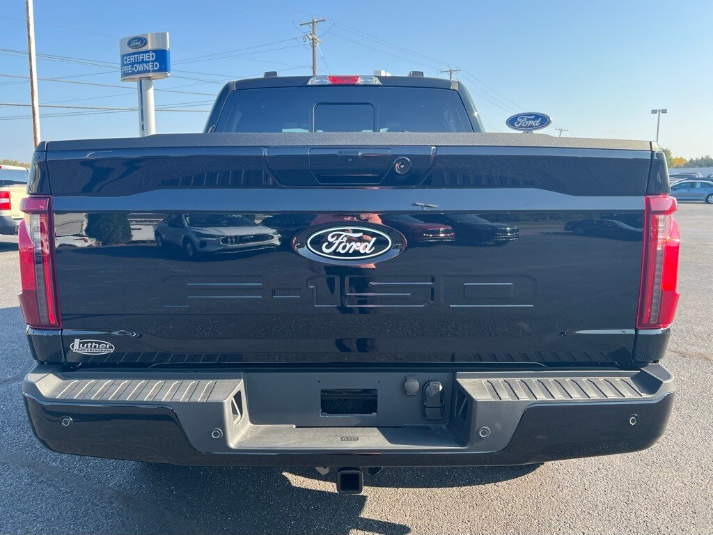 2025 Ford F-150 XLT photo 2