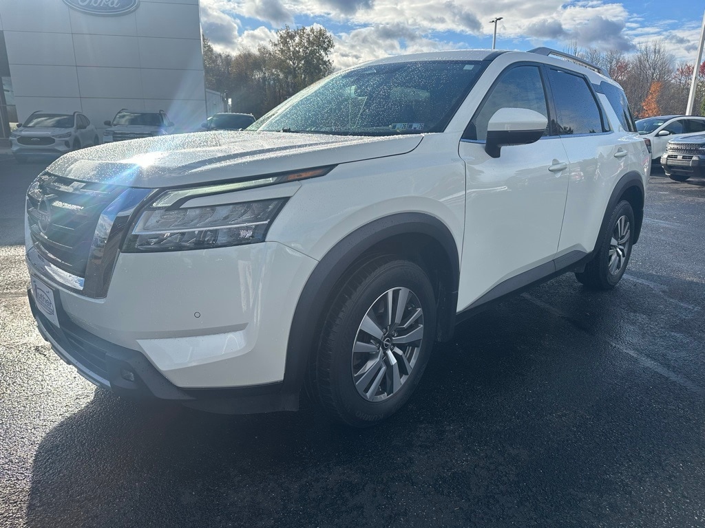 2022 Nissan Pathfinder
