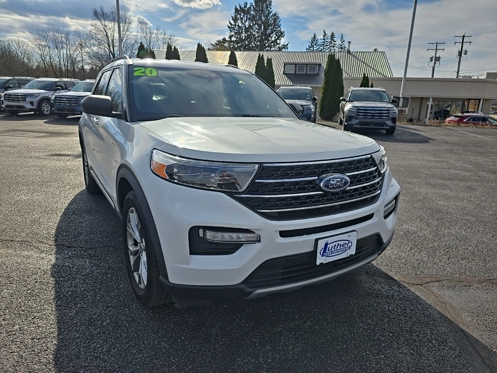 2020 Ford Explorer XLT photo 3