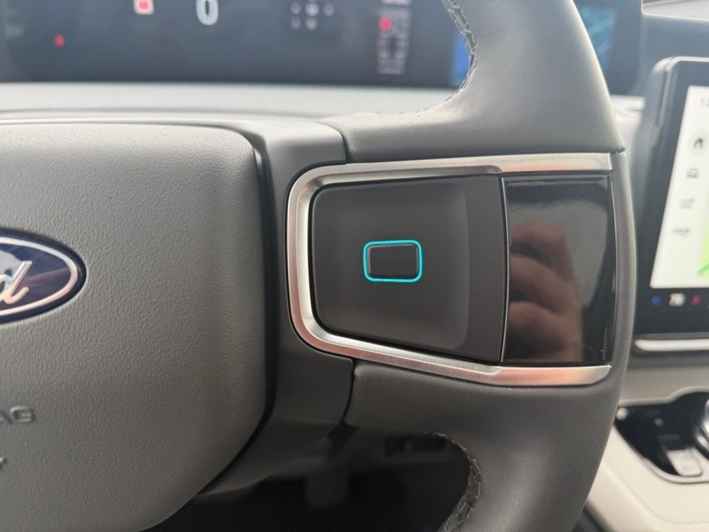 2026 Ford Expedition Active - Photo 31
