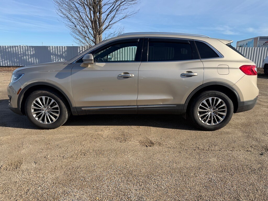 Used 2017 Lincoln MKX Select with VIN 2LMPJ8KR3HBL48391 for sale in Northern Cambria, PA
