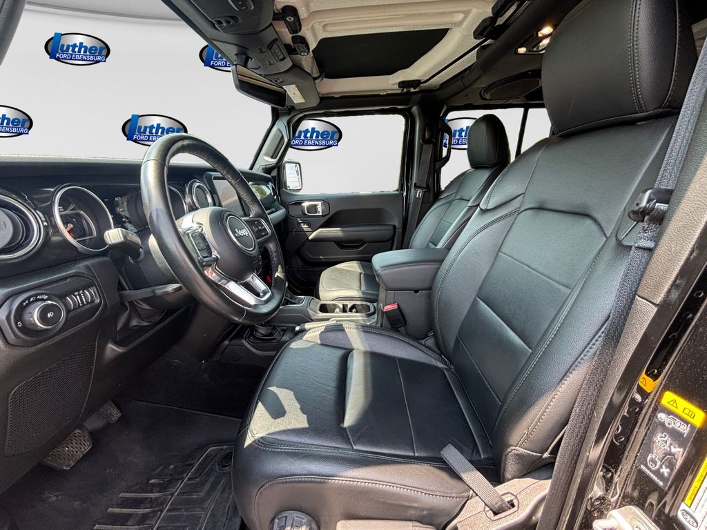 2022 Jeep Wrangler Unlimited Sahara Altitude - Photo 11