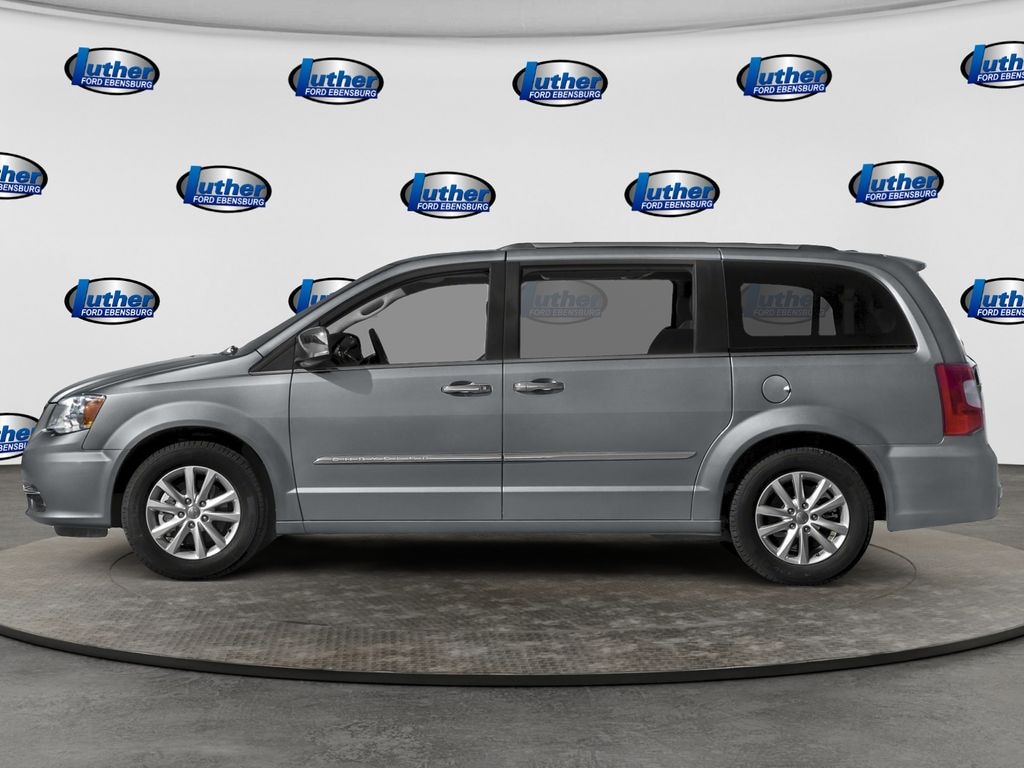 Used 2016 Chrysler Town & Country Limited Van LWB Passenger Van