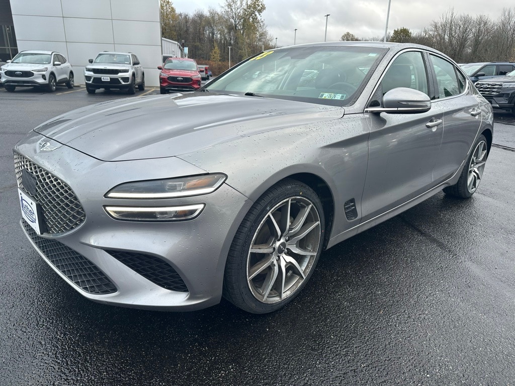 2023 GENESIS G70 Standard's photo