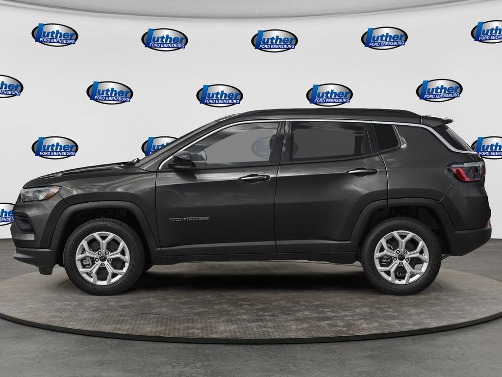 Used 2025 Jeep Compass Latitude SUV