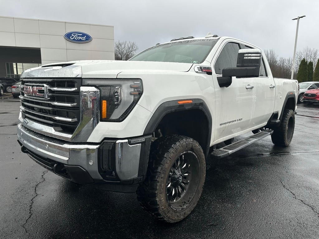 2024 GMC Sierra 3500HD SLT's photo