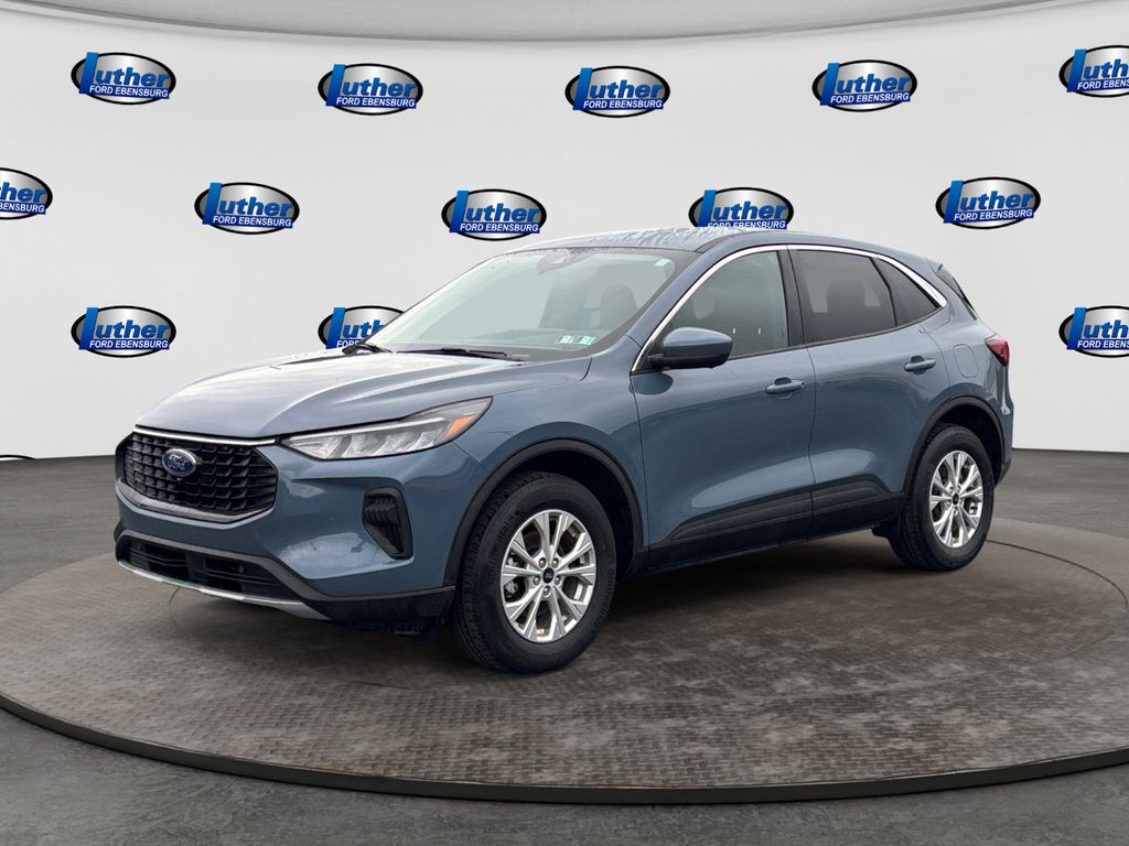 2023 Ford Escape