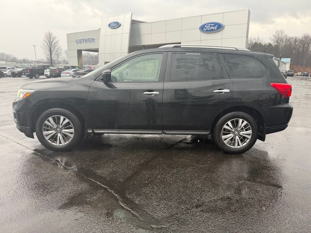 Used 2019 Nissan Pathfinder SV SUV