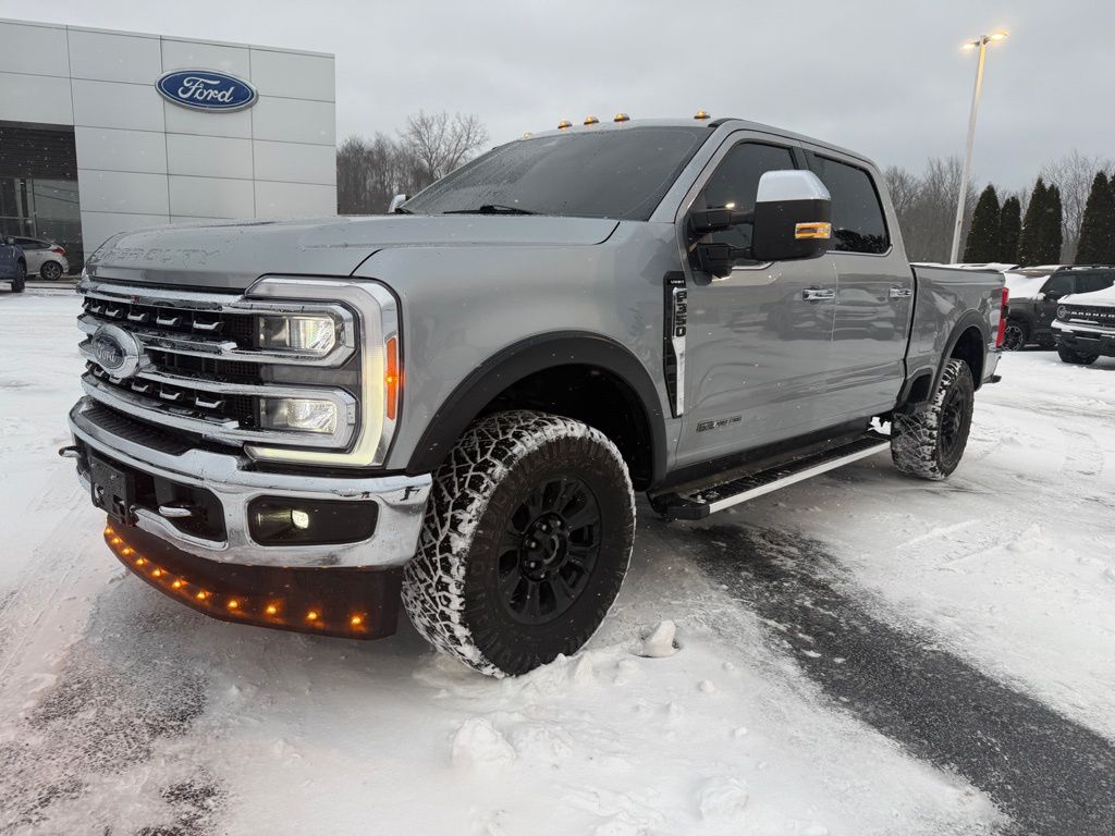 2023 Ford F-350 Super Duty Lariat