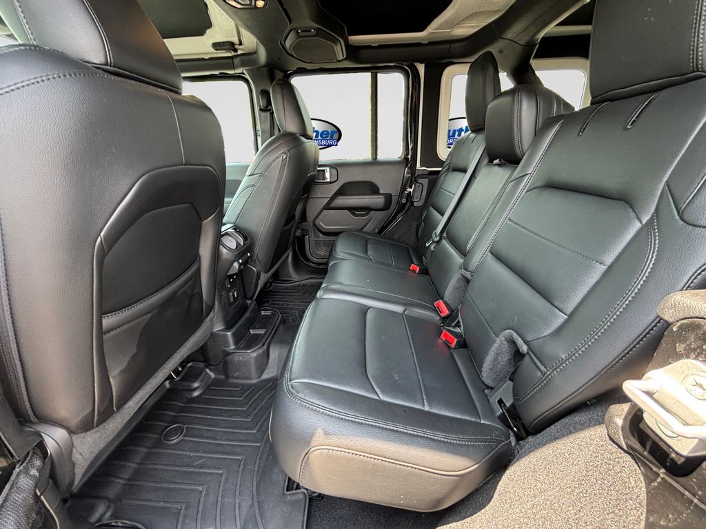 2022 Jeep Wrangler Unlimited Sahara Altitude - Photo 7