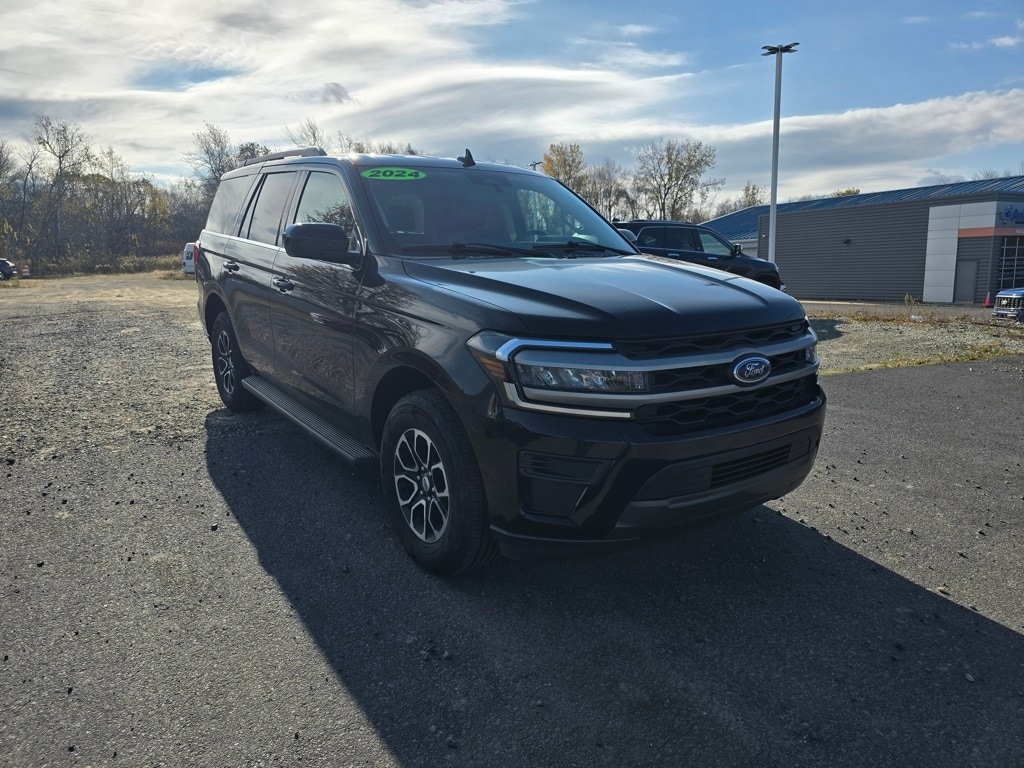 Used 2024 Ford Expedition XLT SUV