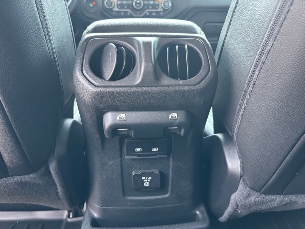 2022 Jeep Wrangler Unlimited Sahara Altitude - Photo 10