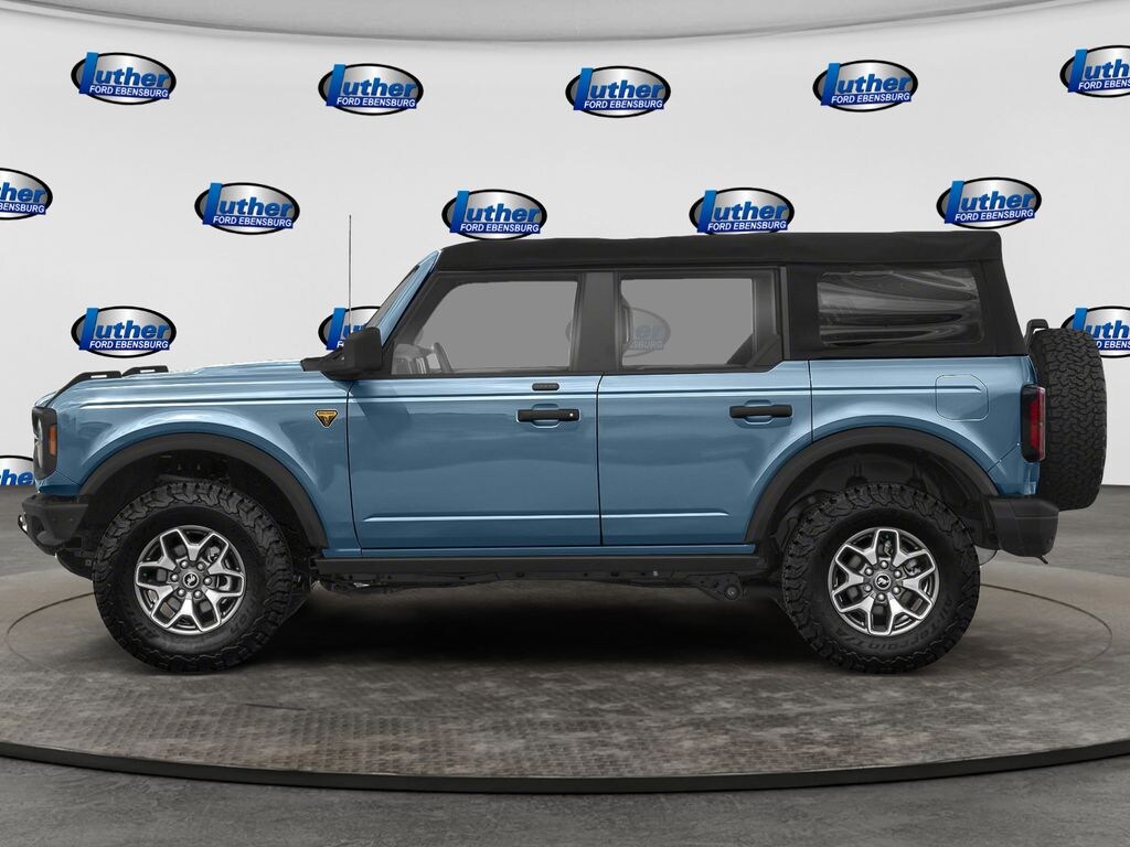 Used 2022 Ford Bronco Badlands SUV