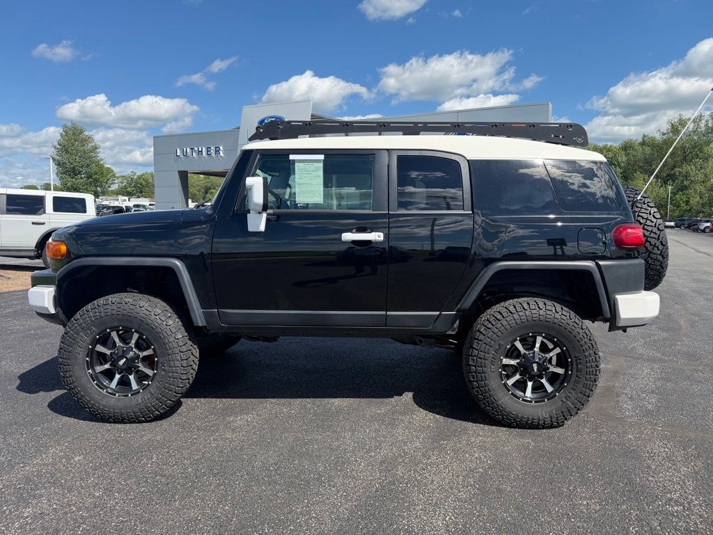 Used 2010 Toyota FJ Cruiser Base SUV