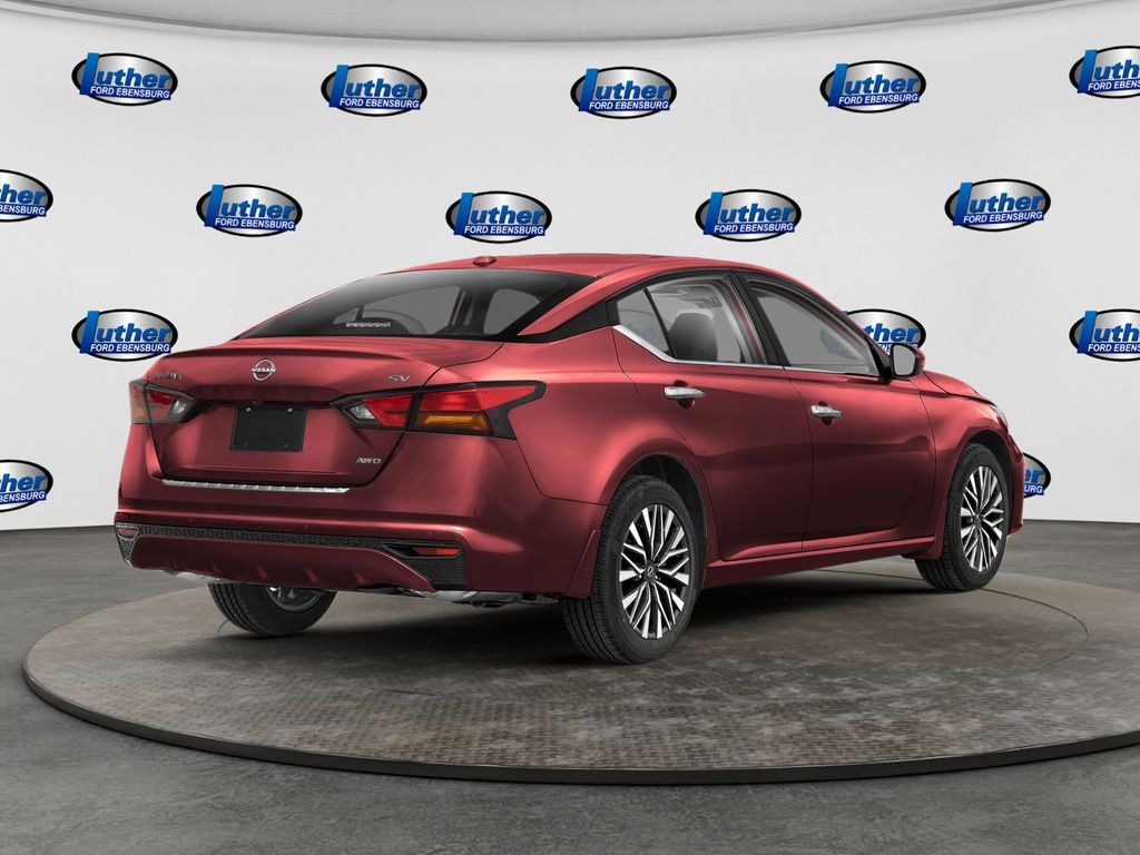 Used 2024 Nissan Altima 2.5 SV Sedan