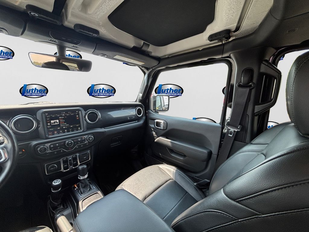 2022 Jeep Wrangler Unlimited Sahara Altitude - Photo 9