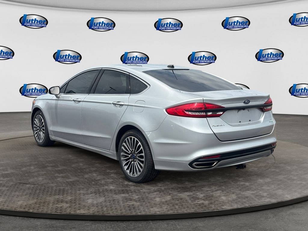 Used 2017 Ford Fusion SE Sedan