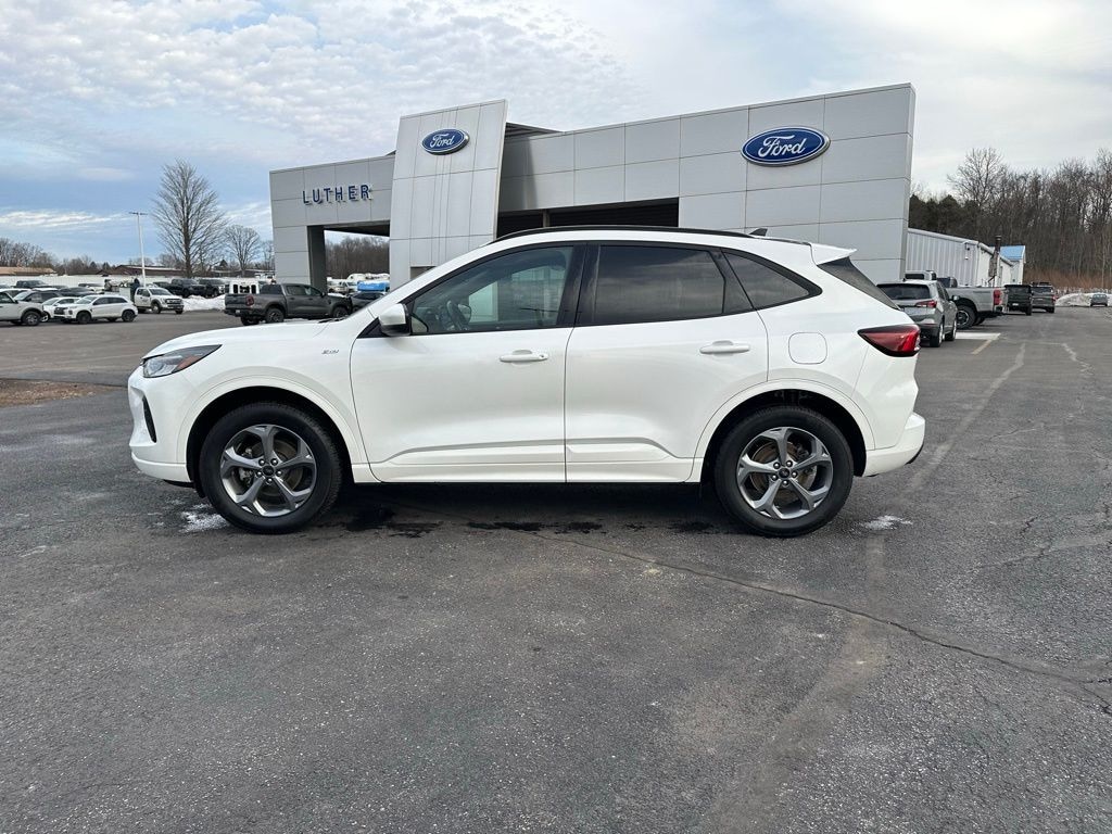 Used 2024 Ford Escape ST-Line Select SUV