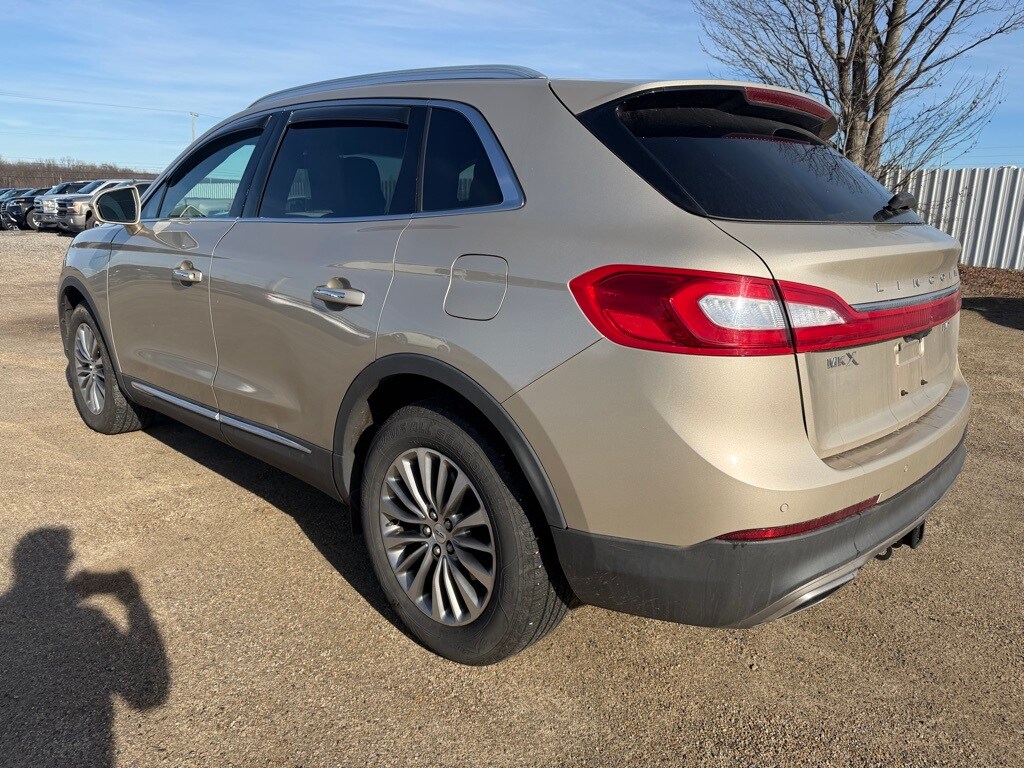 2017 Lincoln MKX Select photo 3