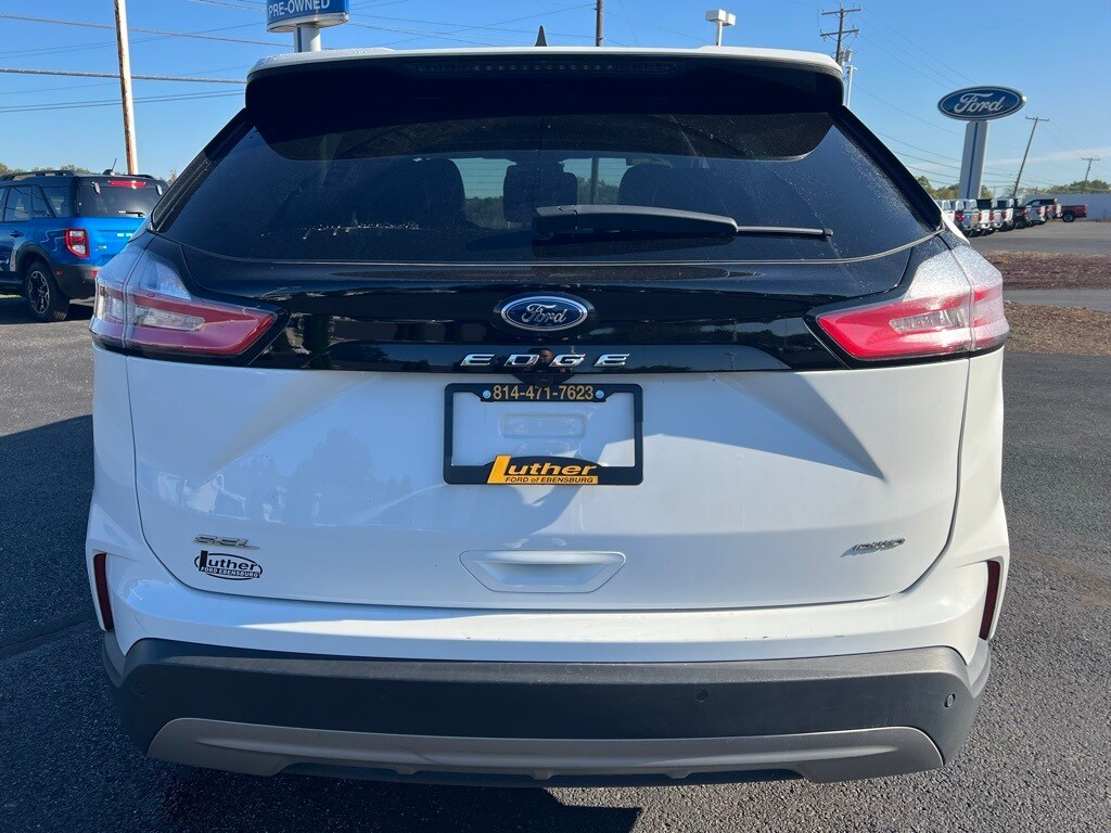 2024 Ford Edge SEL photo 3