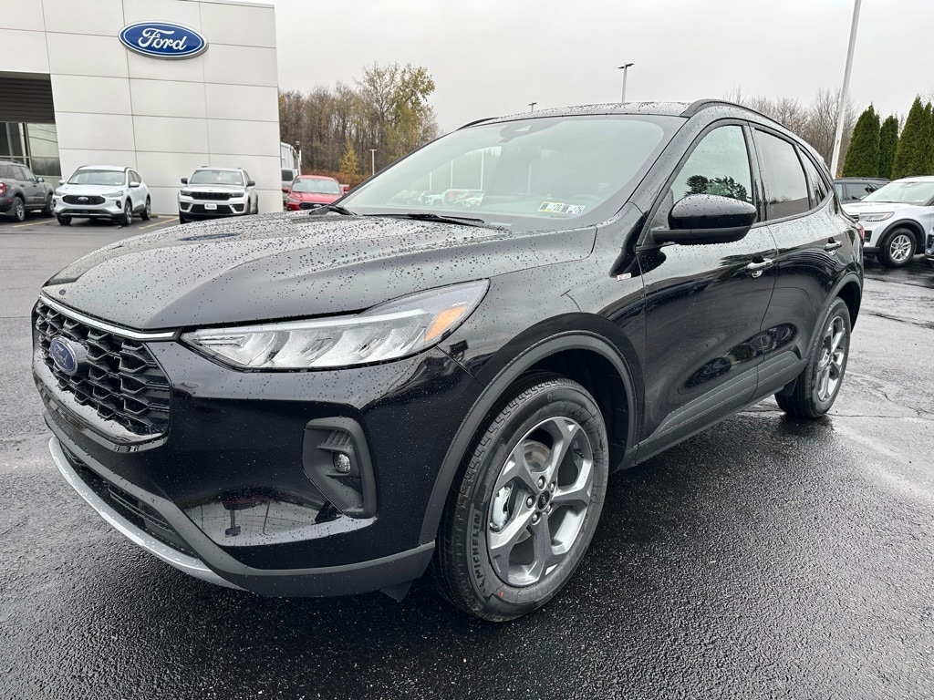 2026 Ford Escape ST-Line Select's photo