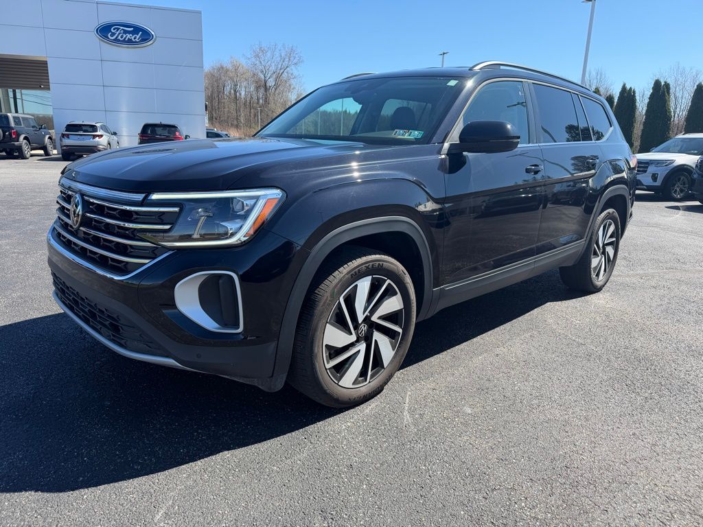 2025 Volkswagen Atlas 2.0T SE w/Tech 4MOTION's photo