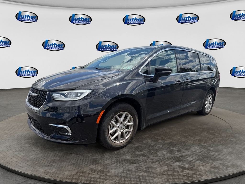 Used 2024 Chrysler Pacifica Touring L Van Passenger Van