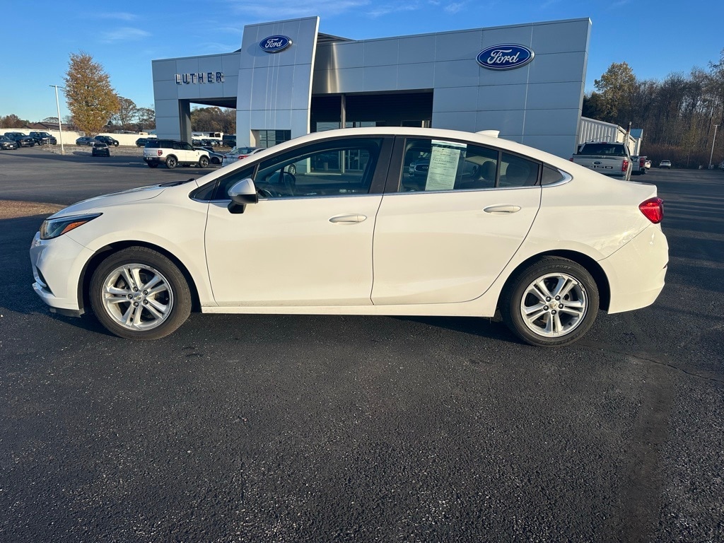Used 2017 Chevrolet Cruze LT Sedan