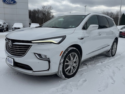 2023 Buick Enclave Essence SUV