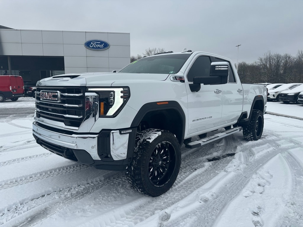 2024 GMC Sierra 3500HD SLT's photo