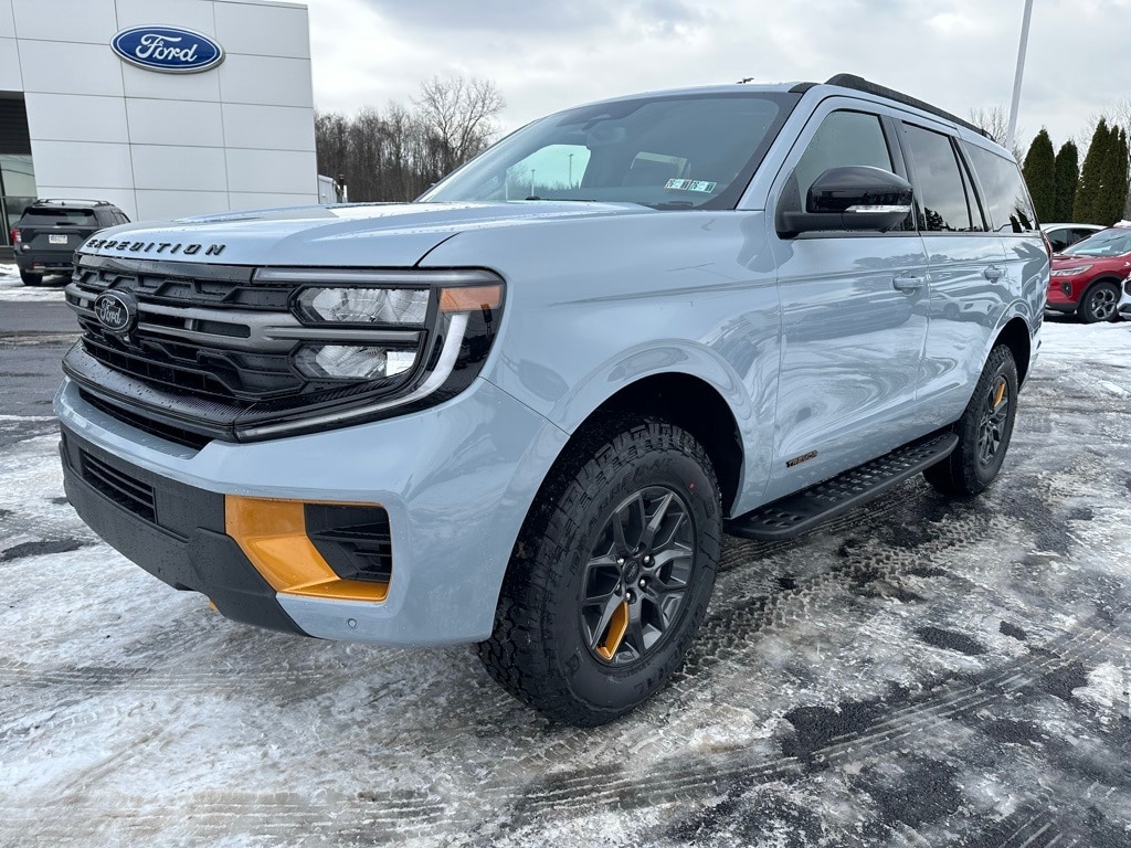 2025 Ford Expedition Tremor's photo