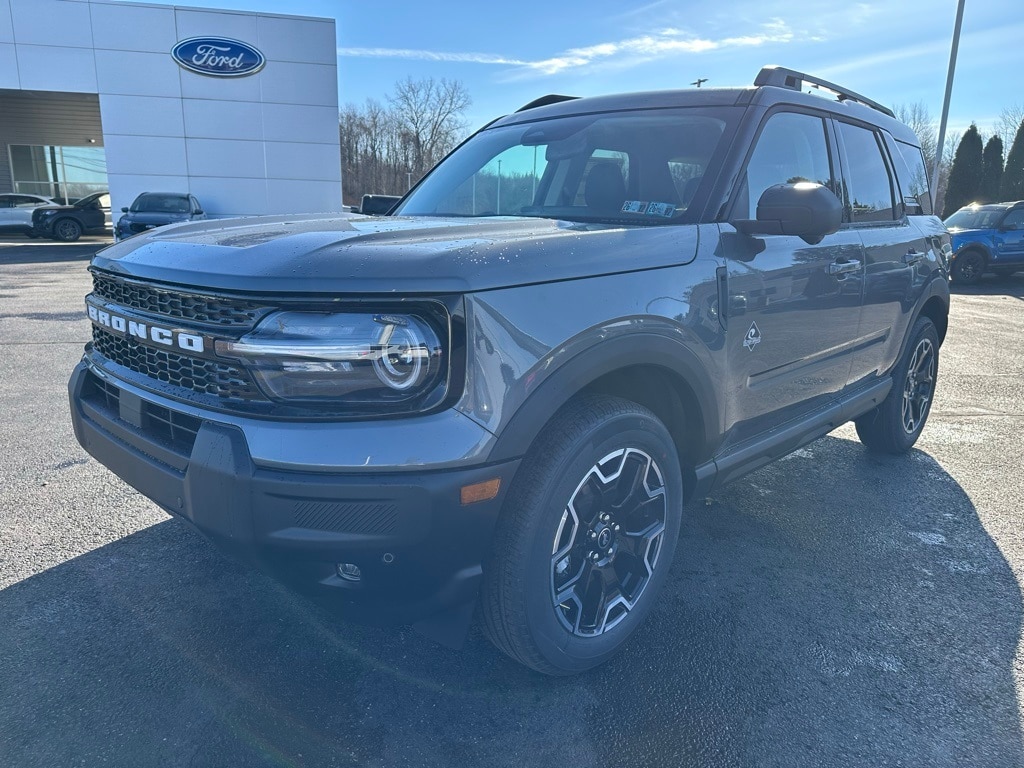 2025 Ford Bronco Sport Outer Banks's photo